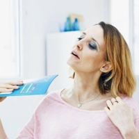 女性停经前有哪些征兆？导致停经的原因是什么？