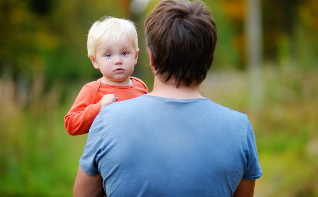 未婚生子对国企单身女性有什么影响？要如何应对？