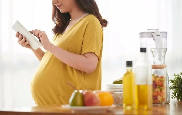 女性怀孕前期情绪非常敏感