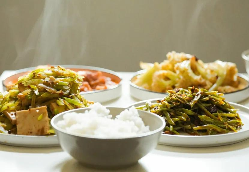 隔夜蔬菜不能食用