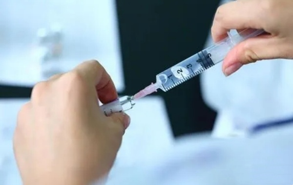 促排针大概在晚上8-10点注射