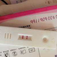 在尿液中滴什么东西才能让验孕棒显示两条深色的杠？